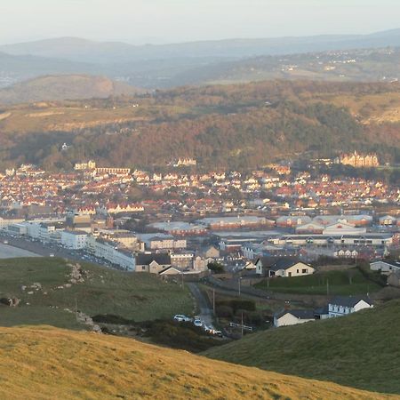 Harringtons At 14 Hotel Llandudno Exterior photo